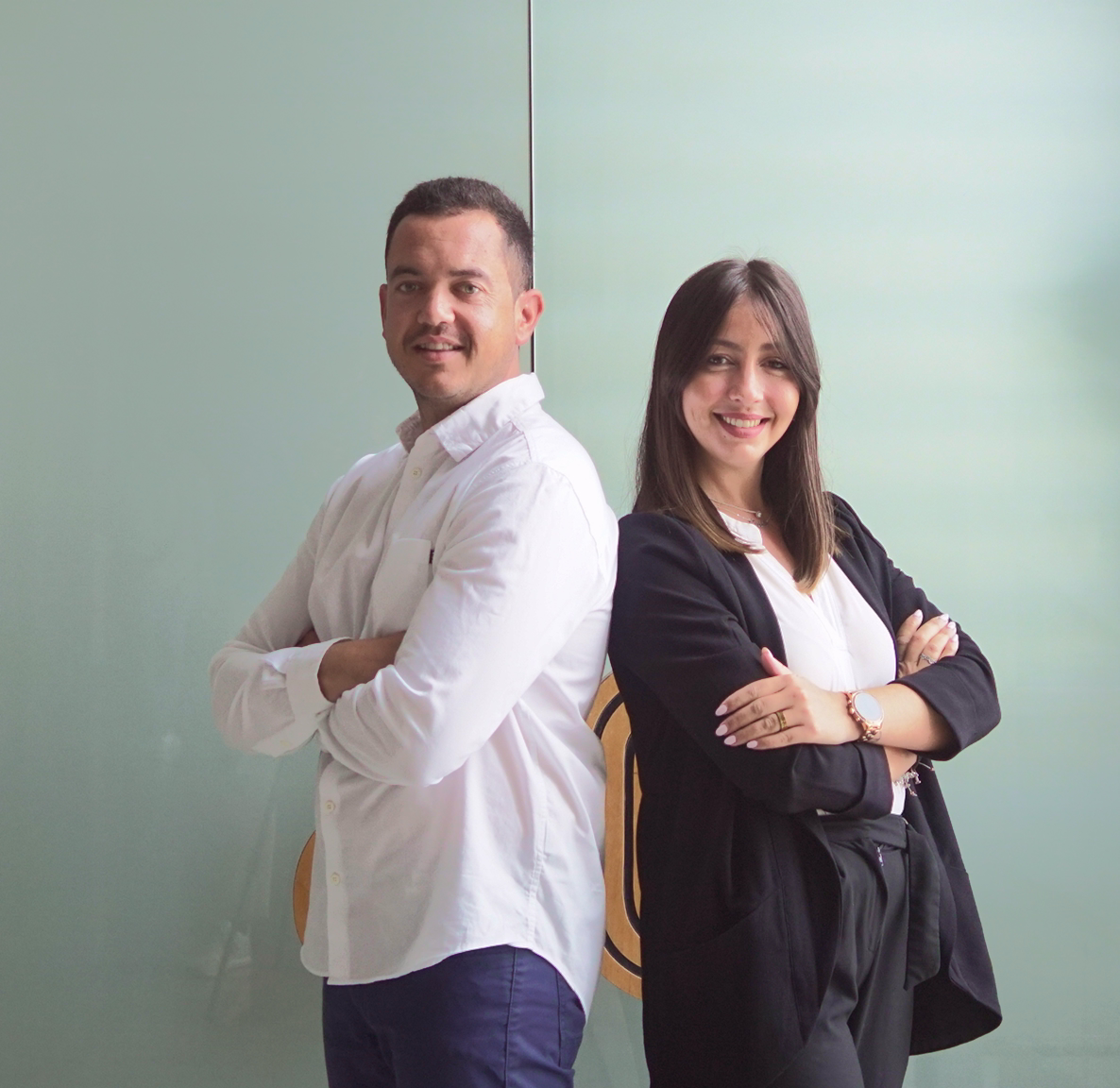 Hugo Ramírez y Ithaisa Bonilla - Agentes inmobiliarios